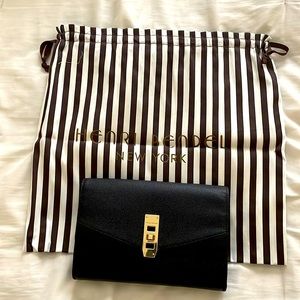 Beautiful Henri Bendel Uptown WOC